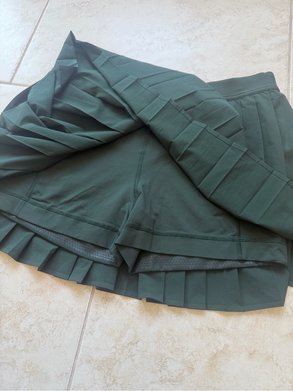 LULULEMON High Rise Pleated Tennis Skirt Skort Pickeball - Picture 5 of 5